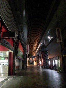 ８月２４日　大須の商店街。ちゃんと散歩も継続してます。